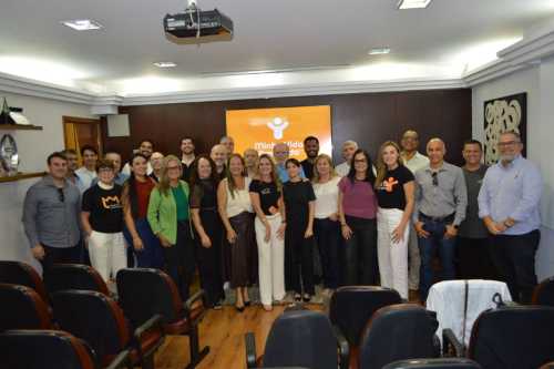 Ciclo de Palestras 2026 do Sincor-ES tem início com palestras inspiradora de Renata Dariva